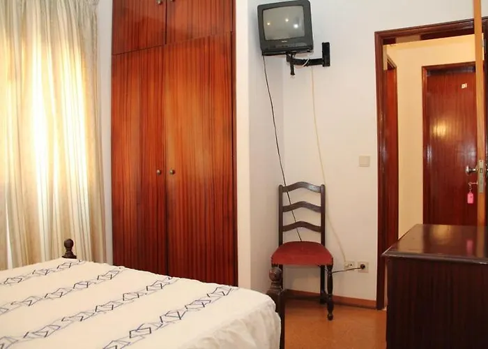 Mira Tejo Guest house