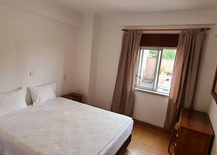 Mira Tejo Guest house 2*